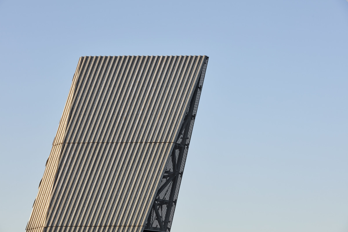 Sandridge Lookout | Design: COX Architecture | Images: Peter Clarke | Builtworks.com.au