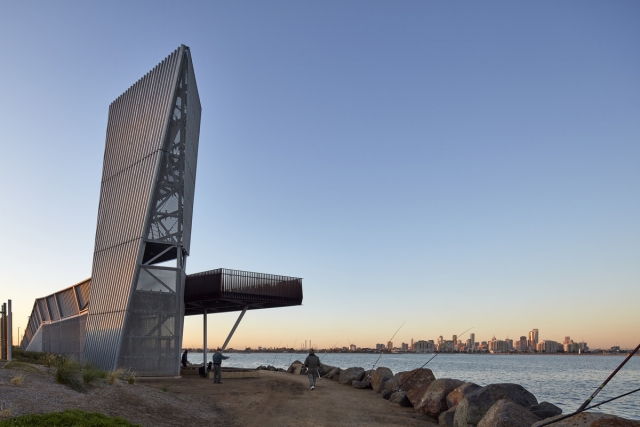 Sandridge Lookout | Design: COX Architecture | Images: Peter Clarke Sandridge Lookout | Design: COX Architecture | Images: Peter Clarke | Builtworks.com.au