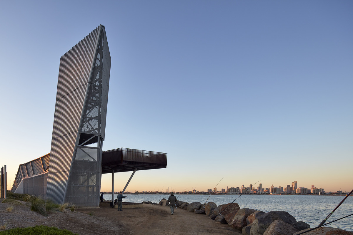 Sandridge Lookout | Design: COX Architecture | Images: Peter Clarke | Builtworks.com.au