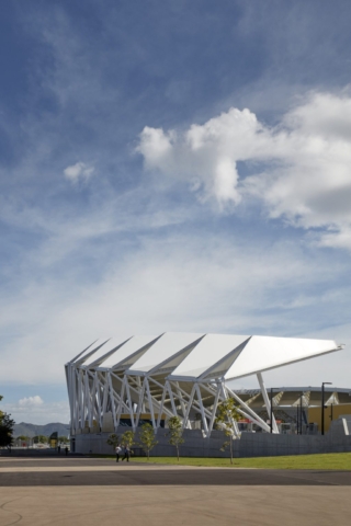 Queensland Country Bank Stadium | Design: COX Architecture and Counterpoint Architecture | Images: Christopher Frederick Jones and Andrew Rankin Queensland Country Bank Stadium | Design: COX Architecture and Counterpoint Architecture | Images: Christopher Frederick Jones and Andrew Rankin | Builtworks.com.au