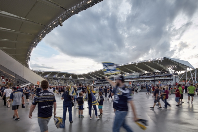 Queensland Country Bank Stadium | Design: COX Architecture and Counterpoint Architecture | Images: Christopher Frederick Jones and Andrew Rankin Queensland Country Bank Stadium | Design: COX Architecture and Counterpoint Architecture | Images: Christopher Frederick Jones and Andrew Rankin | Builtworks.com.au