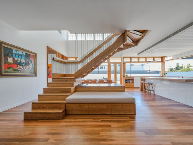 Centre Court House | Design: REFRESH*DESIGN | Images: Andy MacPherson Centre Court House | Design: REFRESH*DESIGN | Images: Andy MacPherson | Builtworks.com.au