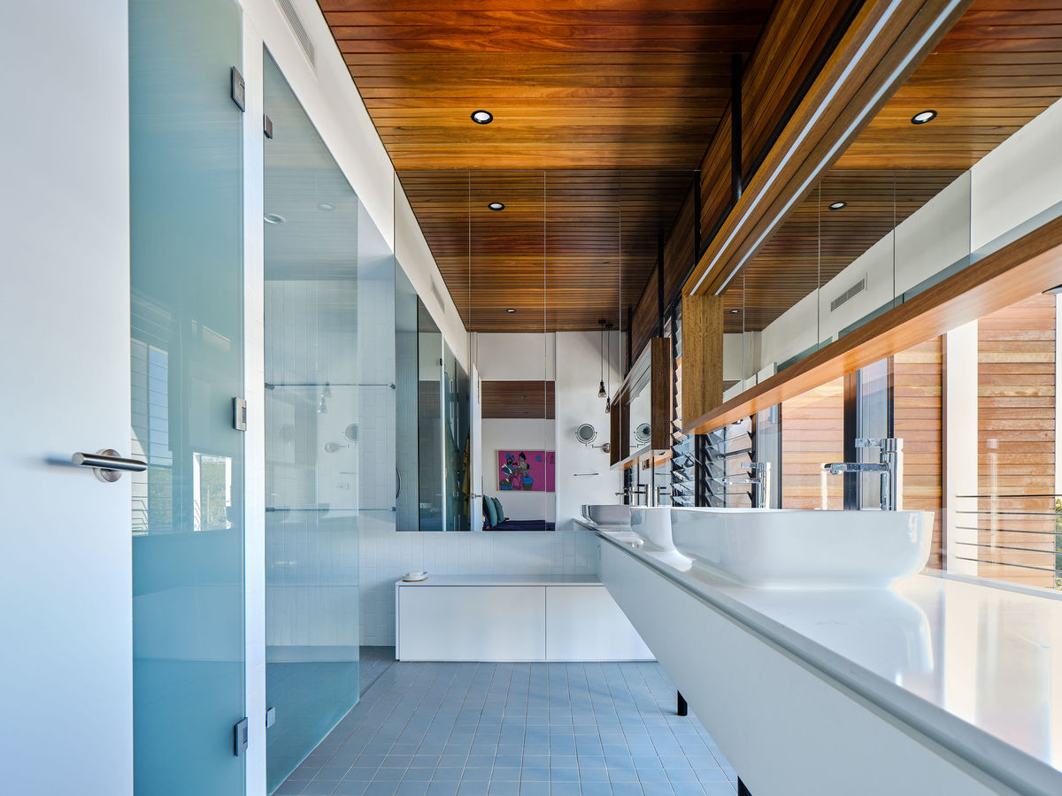 Centre Court House | Design: REFRESH*DESIGN | Images: Andy MacPherson | Builtworks.com.au