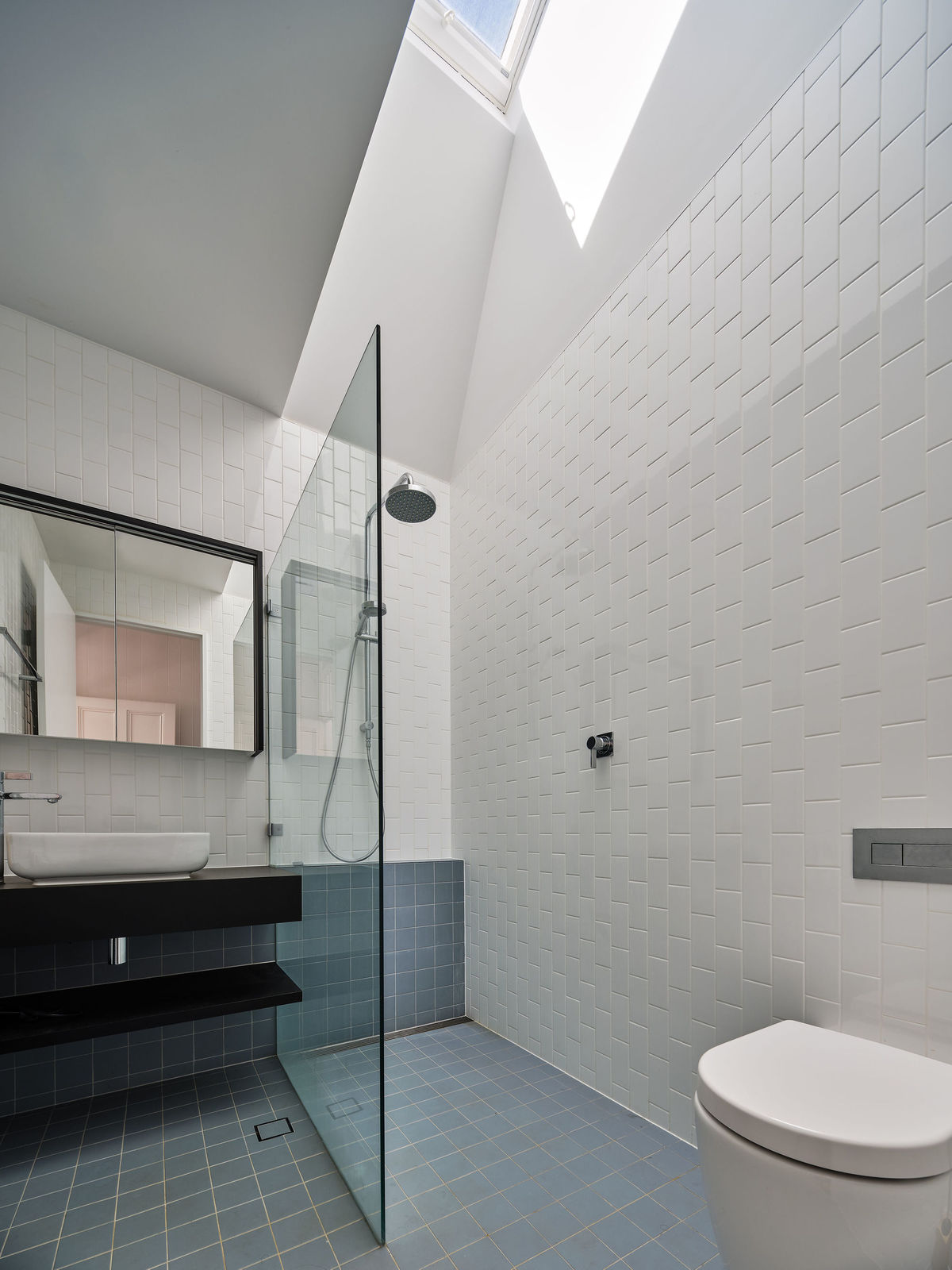 Centre Court House | Design: REFRESH*DESIGN | Images: Andy MacPherson | Builtworks.com.au