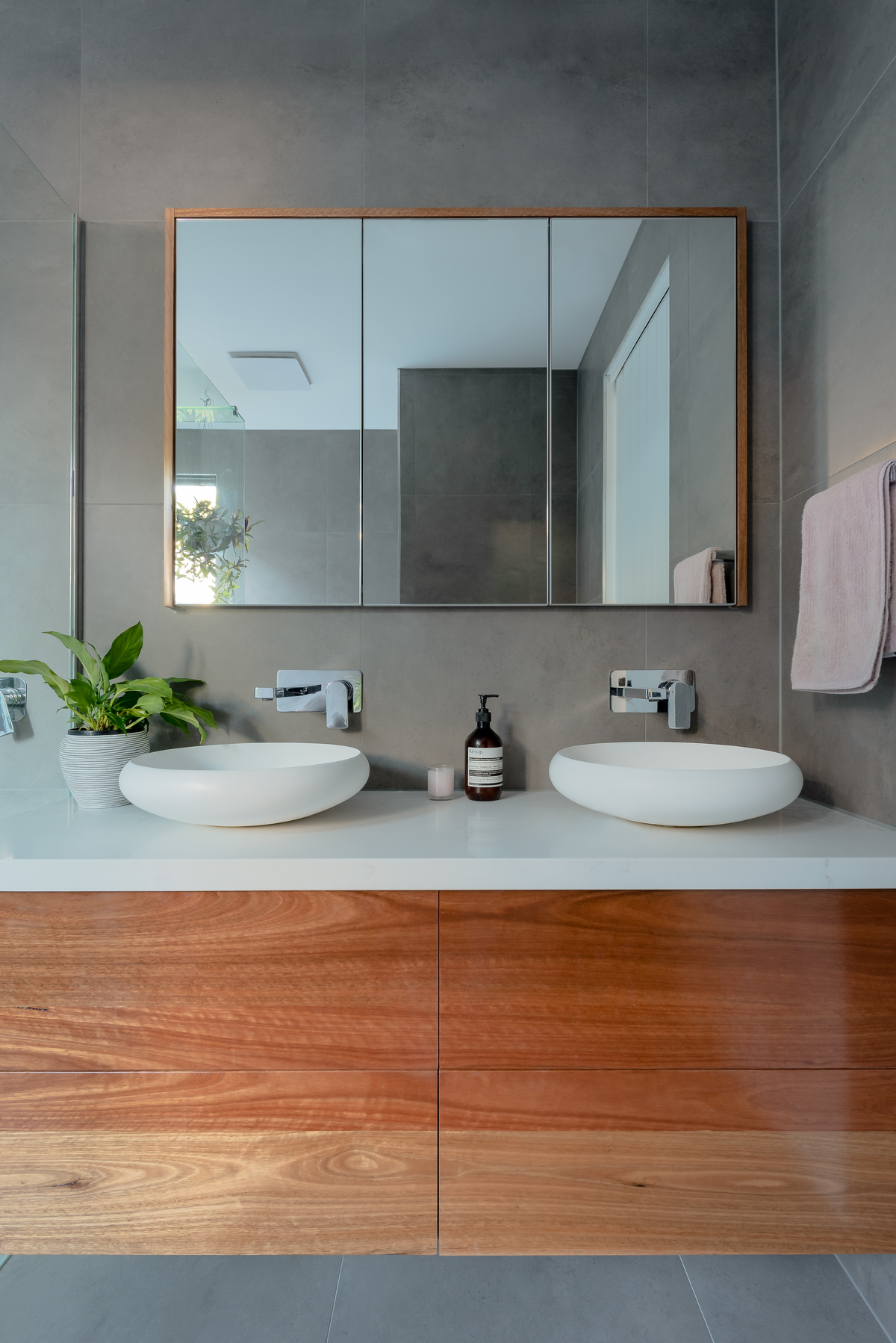 Gable House | Design: Nine Muses Design | Images: Mike Saunders | Builtworks.com.au