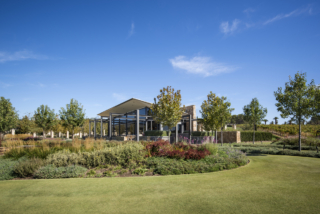 Barossa Valley Estate Cellar Door | Design: DesignInc | Photography: David Sievers | Builtworks.com.au