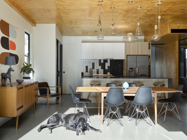 Stafford House | Design: Tonic Design | Images: Christopher Frederick Jones | Builtworks.com.au