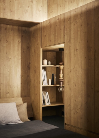 Small Grand Apartment | Design: Tsai Design | Images: Tess Kelly Small Grand Apartment | Design: Tsai Design | Images: Tess Kelly | Builtworks.com.au