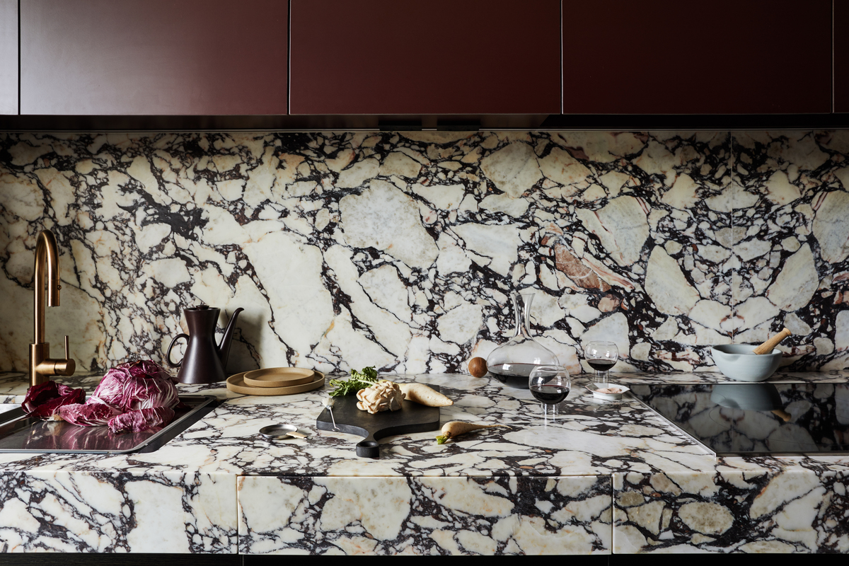 Longwood | Design: Studio Prineas | Images: Anthony Geernaert and Chris Warnes | Builtworks.com.au