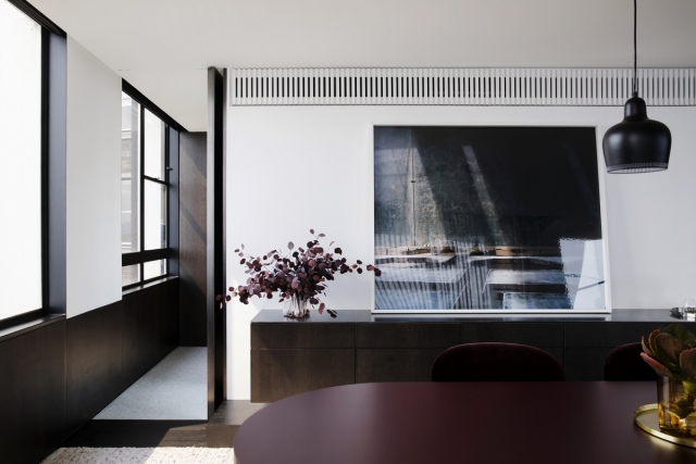 Longwood | Design: Studio Prineas | Images: Anthony Geernaert and Chris Warnes | Builtworks.com.au