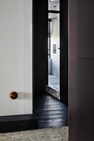 Longwood | Design: Studio Prineas | Images: Anthony Geernaert and Chris Warnes | Builtworks.com.au