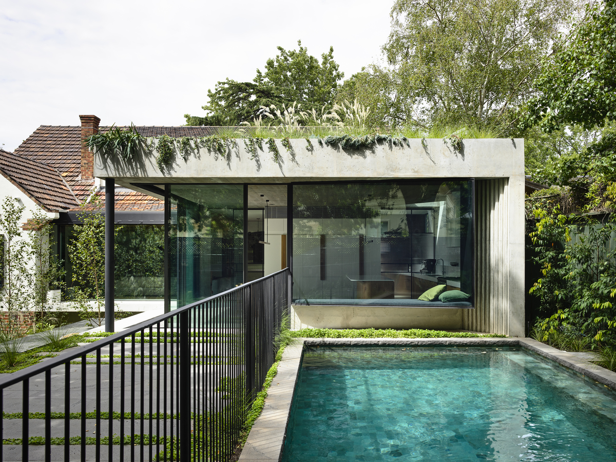 Malvern Garden House | Design: Taylor Knights | Photography: Derek Swalwell | Builtworks.com.au