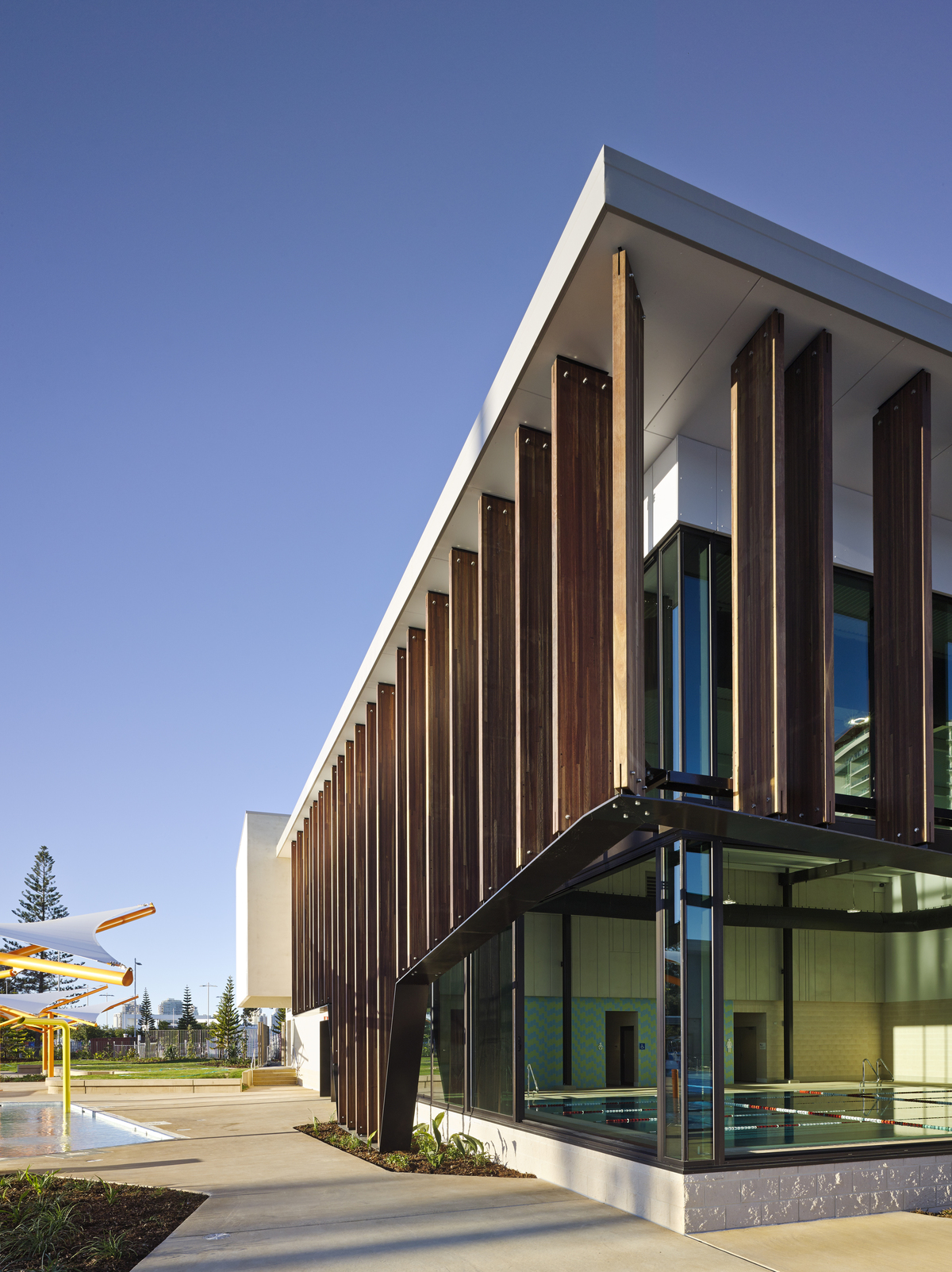 Gold Coast Aquatic Centre | Design: Cox Architecture | Images: Christopher Frederick Jones | Builtworks.com.au