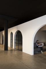 Canyon Studio | Design: Tom Robertson Architects | Images: Ben Hosking Canyon Studio | Design: Tom Robertson Architects | Images: Ben Hosking | Builtworks.com.au