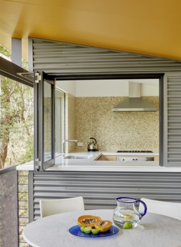 60s Revamp | Design: Utz-Sanby Architects | Images: Marian Riabic | Builtworks.com.au