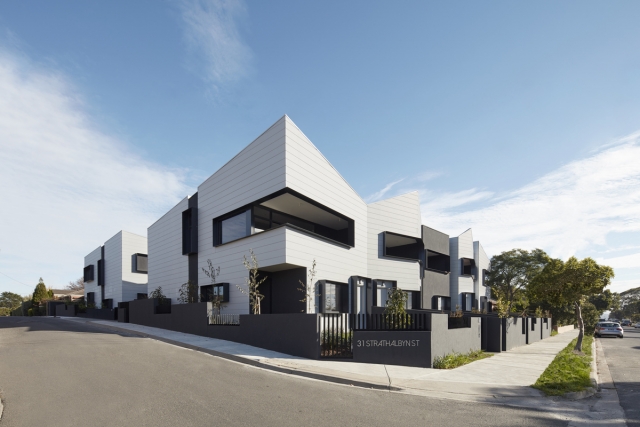 Lux & Modern | Design: Plus Architecture | Images: Peter Clarke | Builtworks.com.au