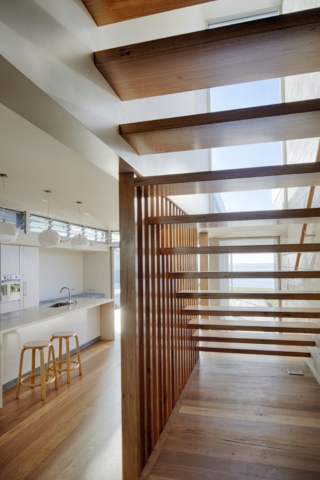 Beachside Sanctuary | Design: Utz-Sanby Architects | Images: Marian Riabic | Builtworks.com.au