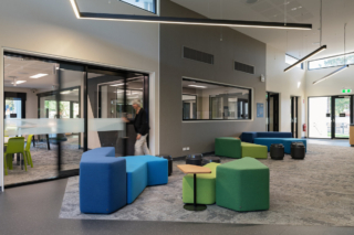 UniSA Samsung SMARTSchool | Design: DesignInc | Images: Brad Griffin | Builtworks.com.au