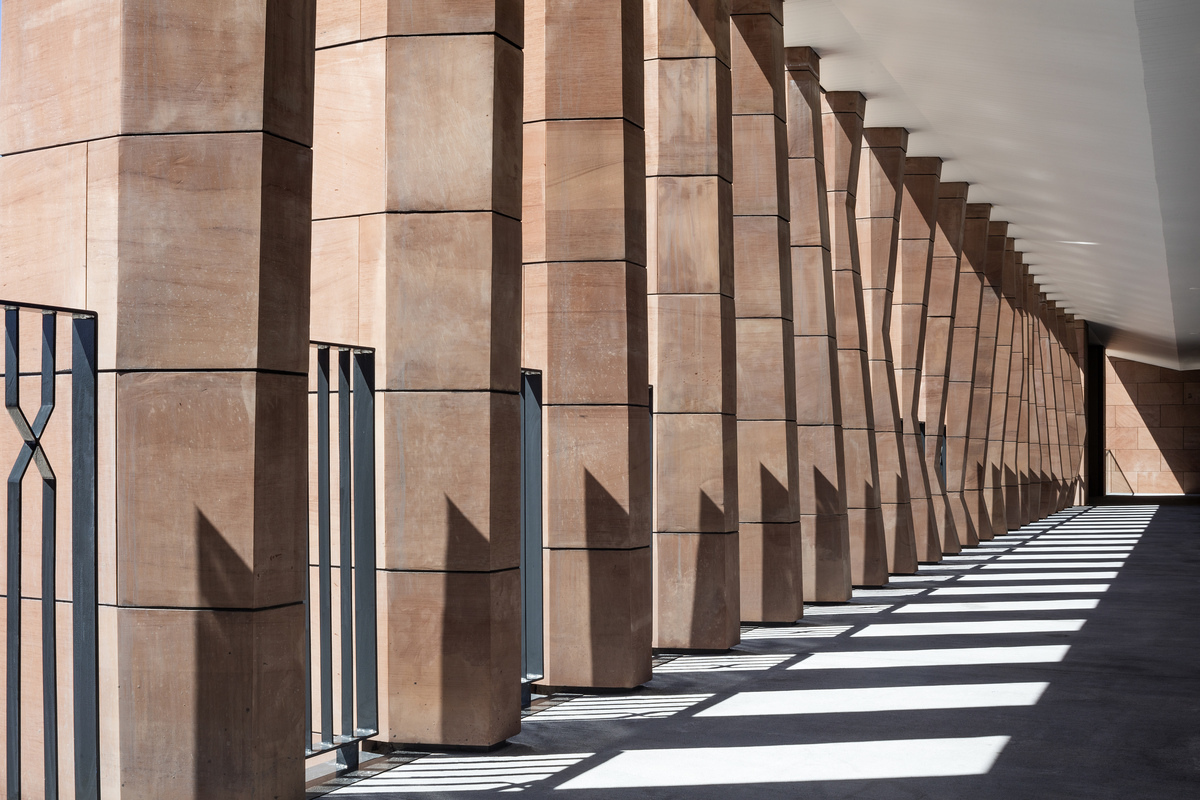Sir Zelman Cowen Centre for Science | Design: Cox Architecture | Images: John Gollings | Builtworks.com.au