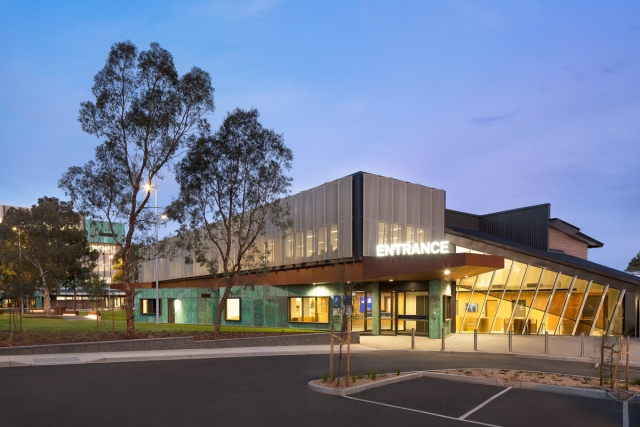 UOM Vet School | Design: Billard Leece Partnership | Images: Emily Bartlett | Builtworks.com.au