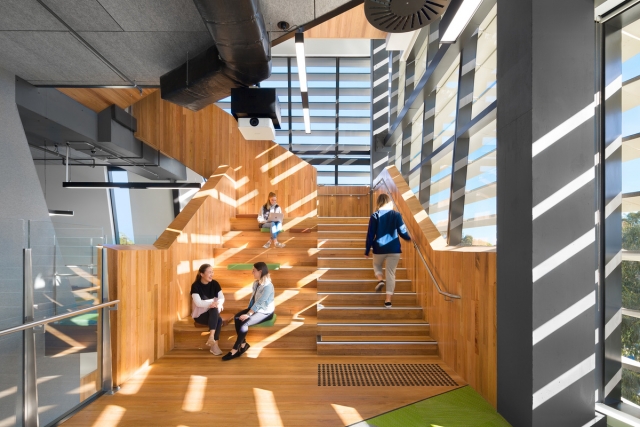 UOM Vet School | Design: Billard Leece Partnership | Images: Emily Bartlett | Builtworks.com.au