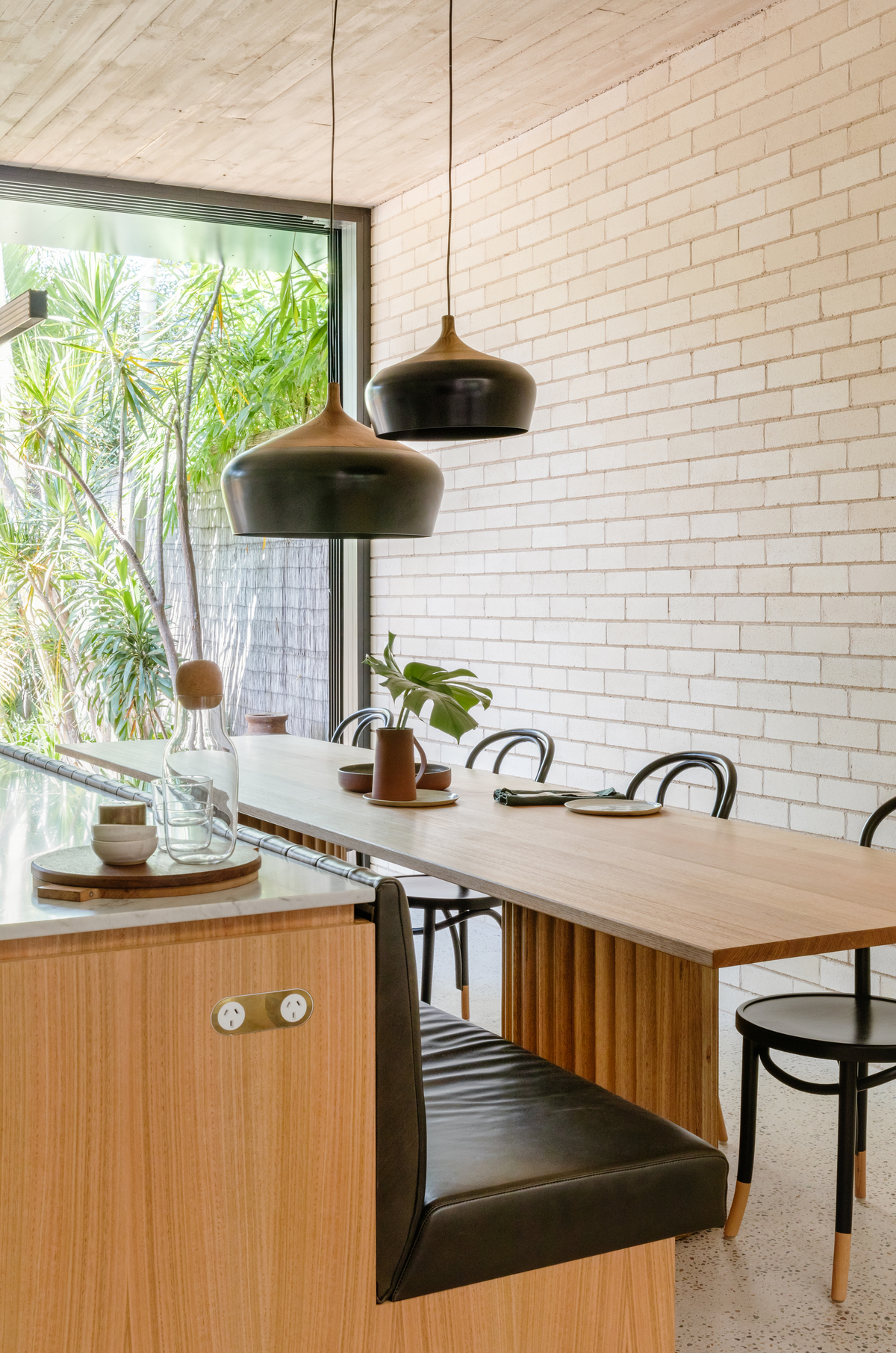 Concrete Blond | Design: Carter Williamson Architects | Images: Katherine Lu | Builtworks.com.au