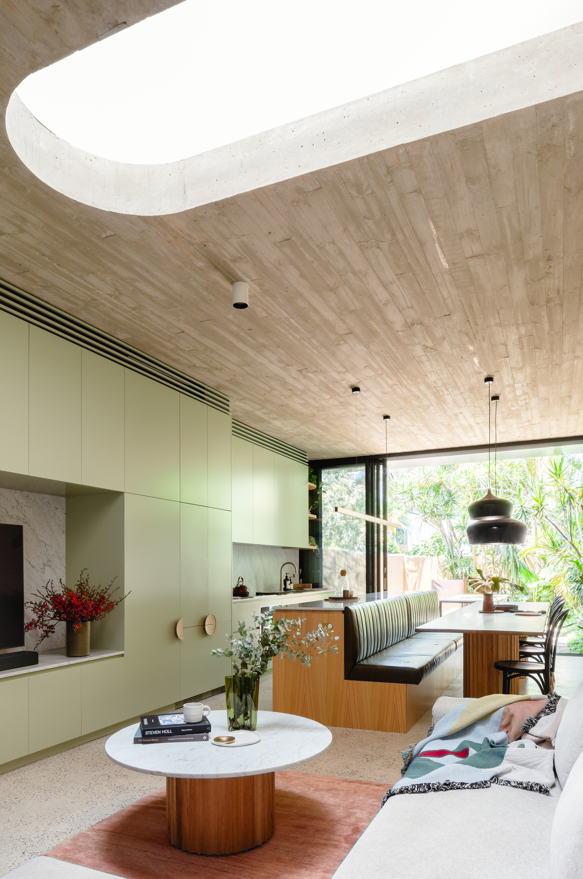 Concrete Blond | Design: Carter Williamson Architects | Images: Katherine Lu | Builtworks.com.au