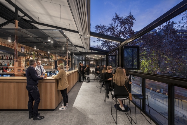 Strathmore Hotel | Design: Studio Nine Architects | Images: David Sievers | Builtworks.com.au