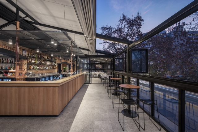 Strathmore Hotel | Design: Studio Nine Architects | Images: David Sievers | Builtworks.com.au