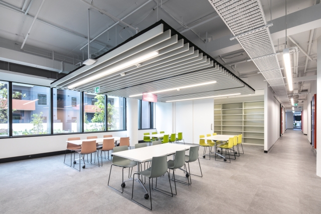 Burwood Council Community Hub, Library and Workplace | Design: DesignInc | Images: Murray Harris | Builtworks.com.au