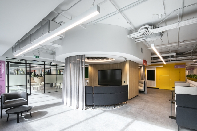 Burwood Council Community Hub, Library and Workplace | Design: DesignInc | Images: Murray Harris | Builtworks.com.au