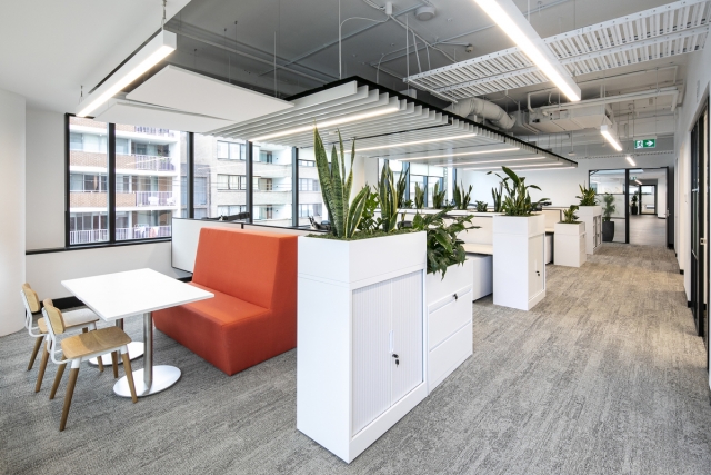 Burwood Council Community Hub, Library and Workplace | Design: DesignInc | Images: Murray Harris | Builtworks.com.au