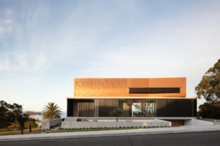 Eagle’s Nest | Design: Ian Bennett Design Studio | Images: Clinton Weaver | Builtworks.com.au