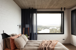 Eagle’s Nest | Design: Ian Bennett Design Studio | Images: Clinton Weaver | Builtworks.com.au