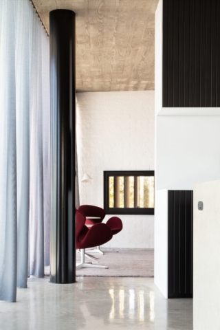 Eagle’s Nest | Design: Ian Bennett Design Studio | Images: Clinton Weaver Eagle’s Nest | Design: Ian Bennett Design Studio | Images: Clinton Weaver | Builtworks.com.au