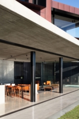 Eagle’s Nest | Design: Ian Bennett Design Studio | Images: Clinton Weaver | Builtworks.com.au