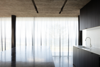 Eagle’s Nest | Design: Ian Bennett Design Studio | Images: Clinton Weaver | Builtworks.com.au