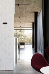 Eagle’s Nest | Design: Ian Bennett Design Studio | Images: Clinton Weaver | Builtworks.com.au