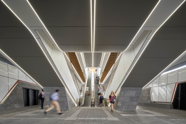 Caulfield to Dandenong Level Crossing Removal | Design: Cox Architecture | Images: Peter Clarke Caulfield to Dandenong Level Crossing Removal | Design: Cox Architecture | Images: Peter Clarke | Builtworks.com.au