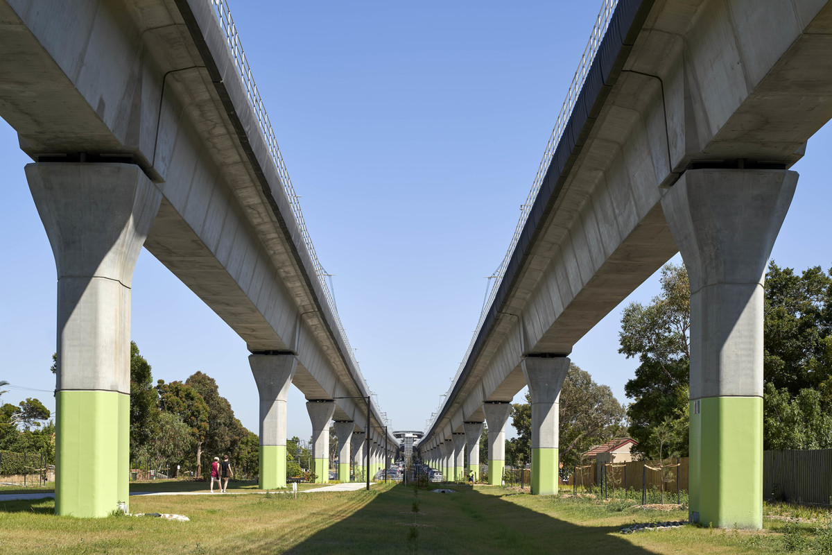 Caulfield to Dandenong Level Crossing Removal | Design: Cox Architecture | Images: Peter Clarke | Builtworks.com.au