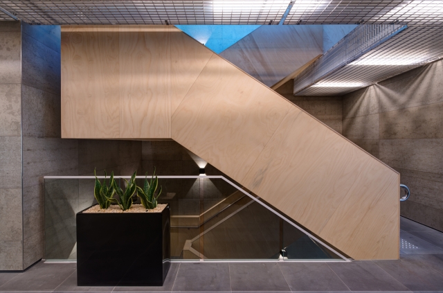 Webb Dock West RoRo Terminal | Design: Plus Architecture | Images: Jaime Diaz-Berrio | Builtworks.com.au