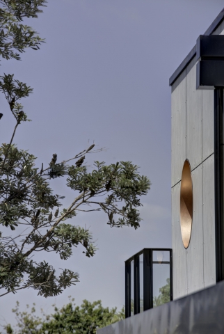 Aperture House | Design: Studio P | Images: Brett Boardman | Builtworks.com.au