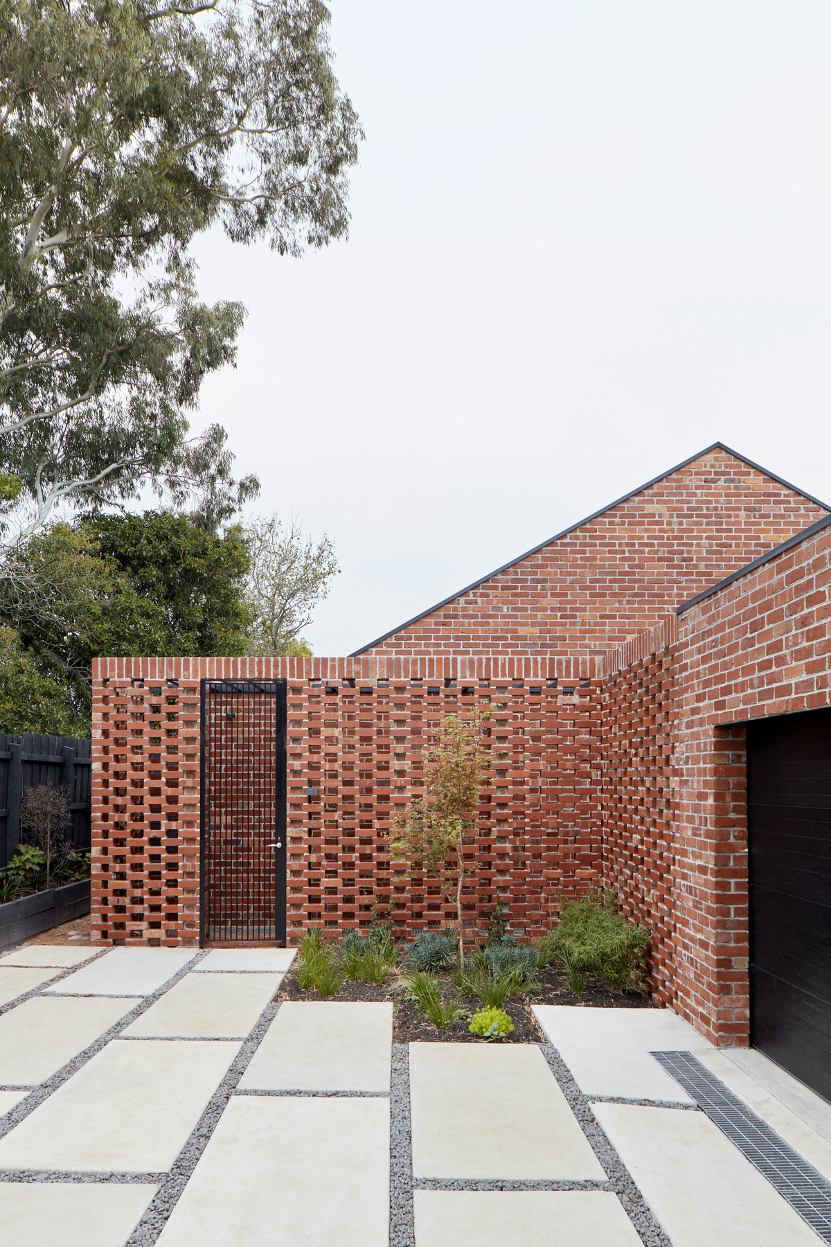 Bardolph Gardens | Design: Breathe Architecture | Images: Tom Ross | Builtworks.com.au