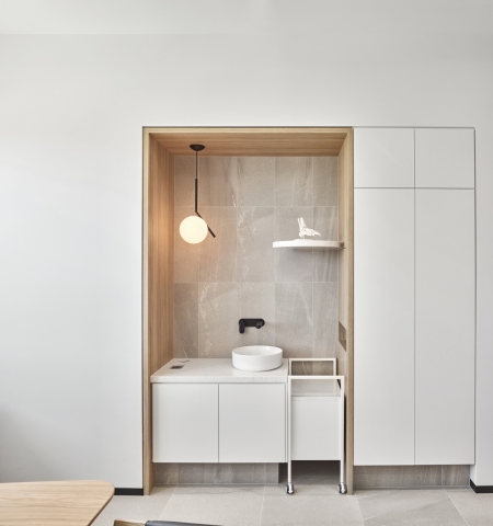 Queensland Orthopaedic Clinic | Design: Alexandra Buchanan Architecture | Images: Toby Scott Queensland Orthopaedic Clinic | Design: Alexandra Buchanan Architecture | Images: Toby Scott | Builtworks.com.au