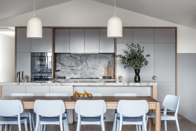 Yeronga House | Design: Lisa Breeze Architect | Images: Cathy Schusler Yeronga House | Design: Lisa Breeze Architect | Images: Cathy Schusler | Builtworks.com.au