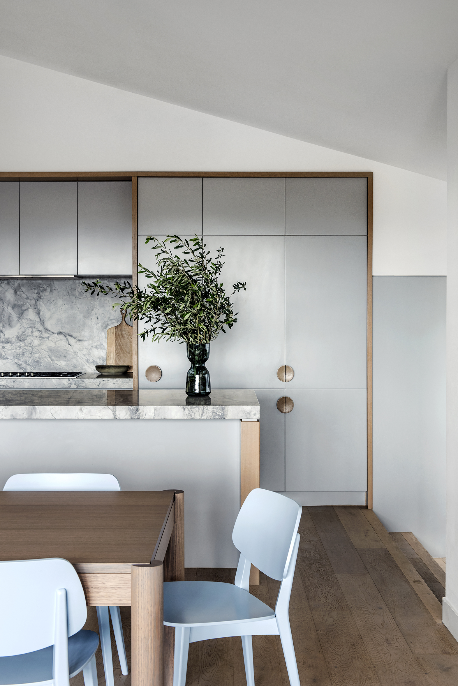 Yeronga House | Design: Lisa Breeze Architect | Images: Cathy Schusler | Builtworks.com.au