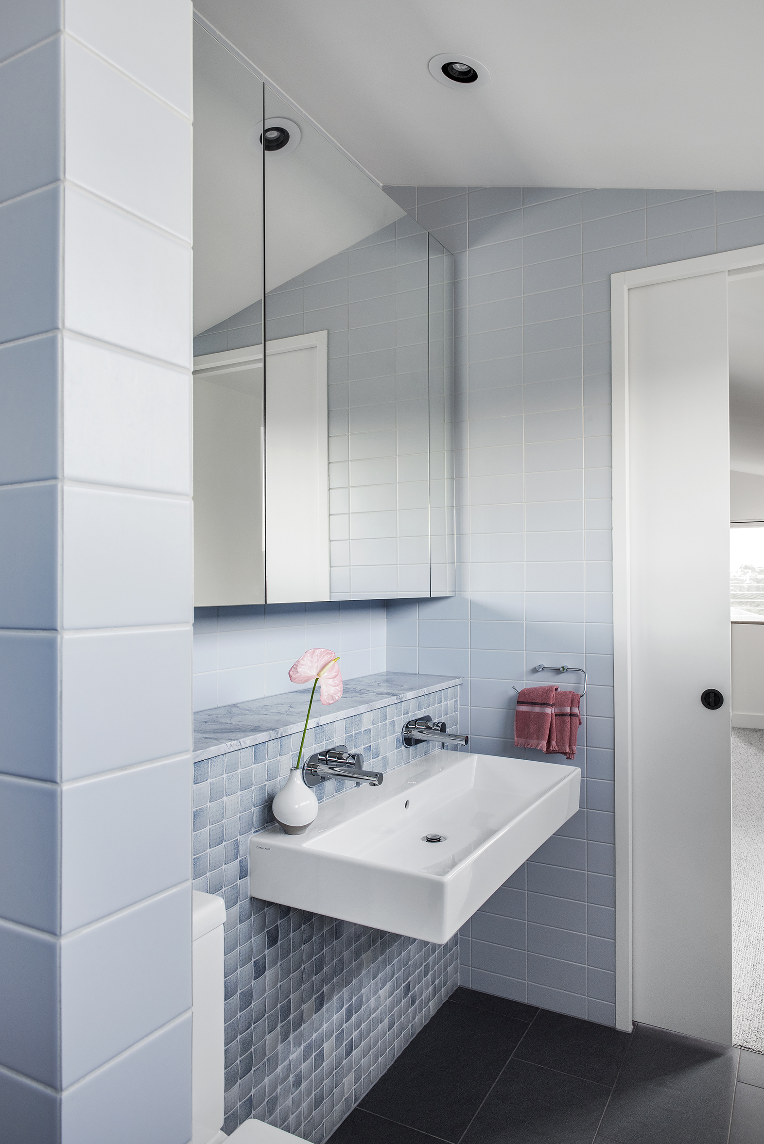 Yeronga House | Design: Lisa Breeze Architect | Images: Cathy Schusler | Builtworks.com.au