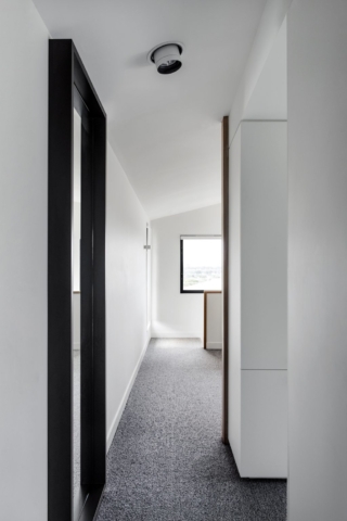 Yeronga House | Design: Lisa Breeze Architect | Images: Cathy Schusler Yeronga House | Design: Lisa Breeze Architect | Images: Cathy Schusler | Builtworks.com.au