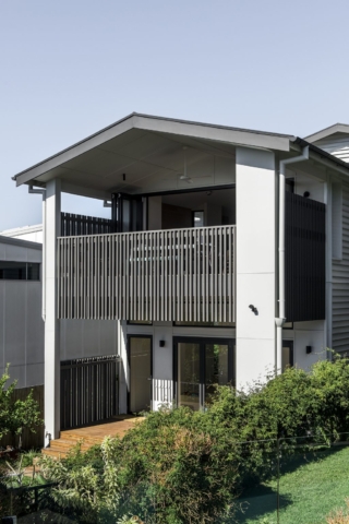 Yeronga House | Design: Lisa Breeze Architect | Images: Cathy Schusler Yeronga House | Design: Lisa Breeze Architect | Images: Cathy Schusler | Builtworks.com.au