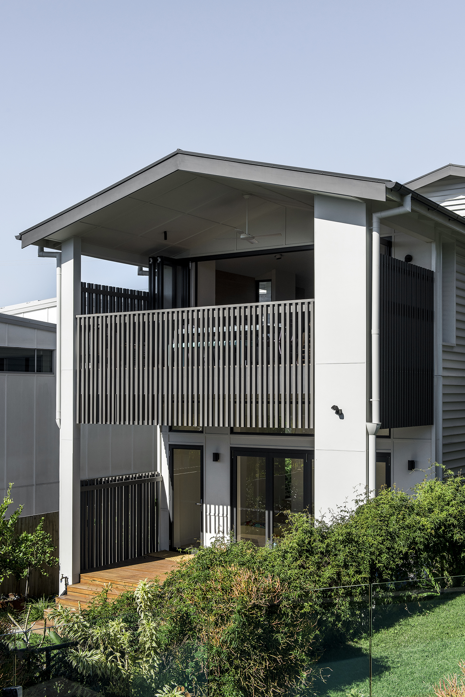 Yeronga House | Design: Lisa Breeze Architect | Images: Cathy Schusler | Builtworks.com.au